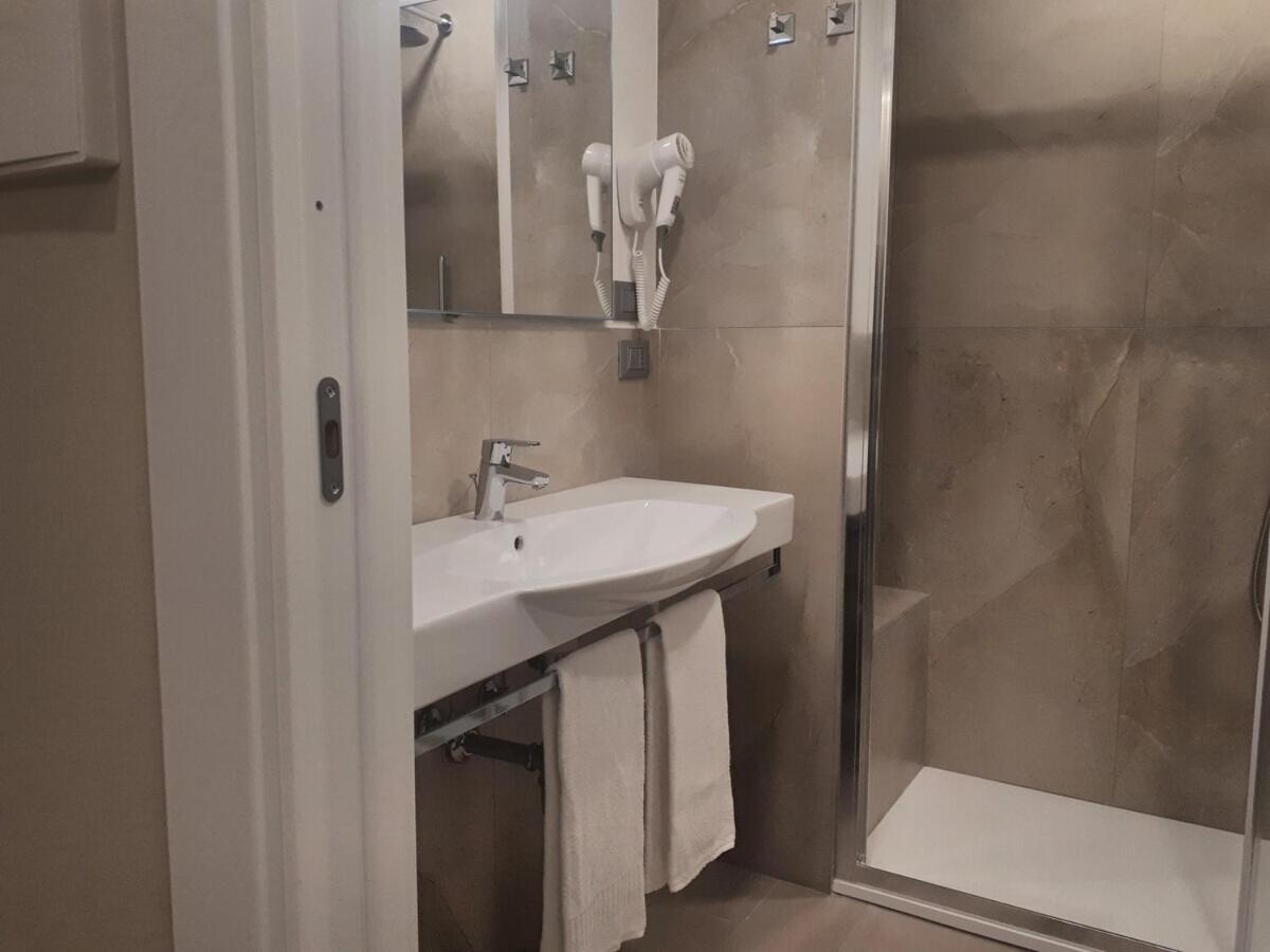 Smart Apartment Sei Chiese - Twa Bologna Szoba fotó