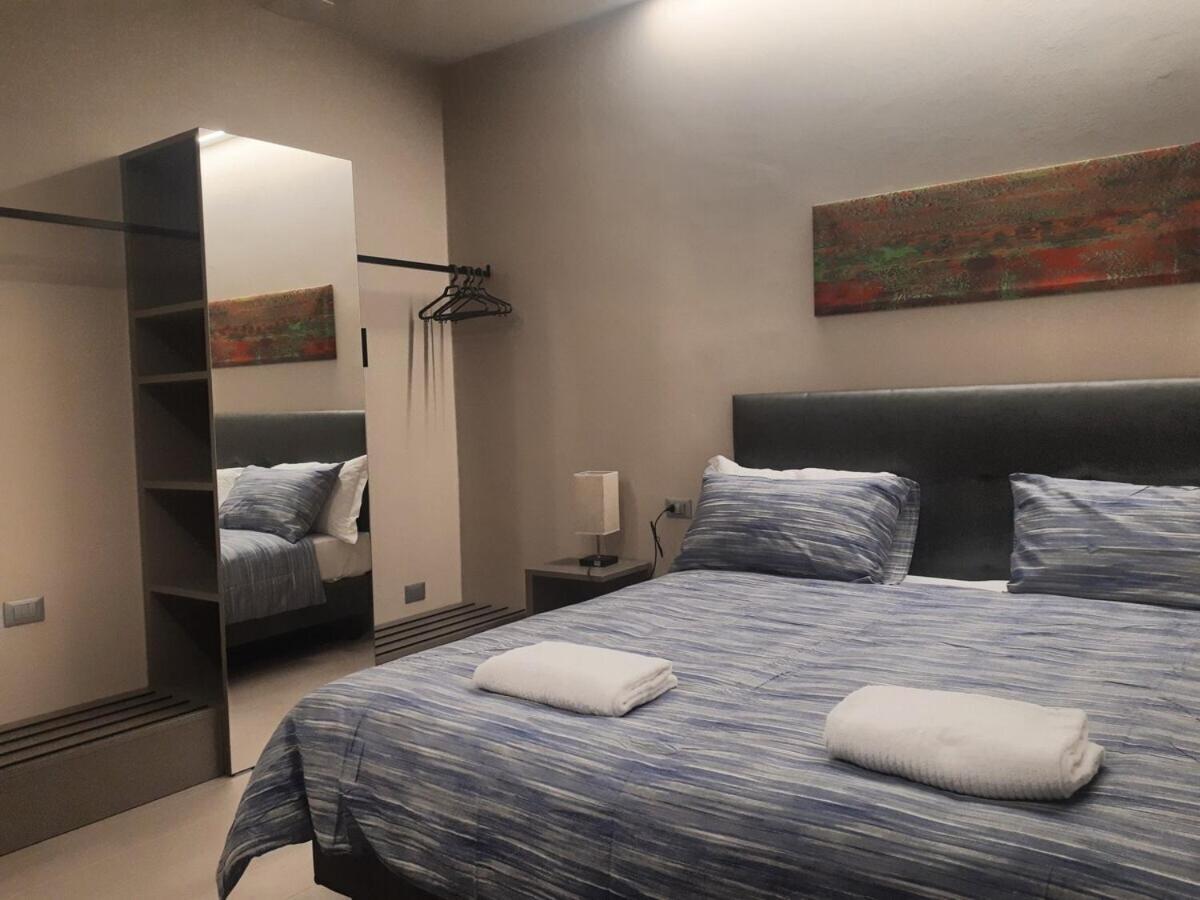 Smart Apartment Sei Chiese - Twa Bologna Szoba fotó
