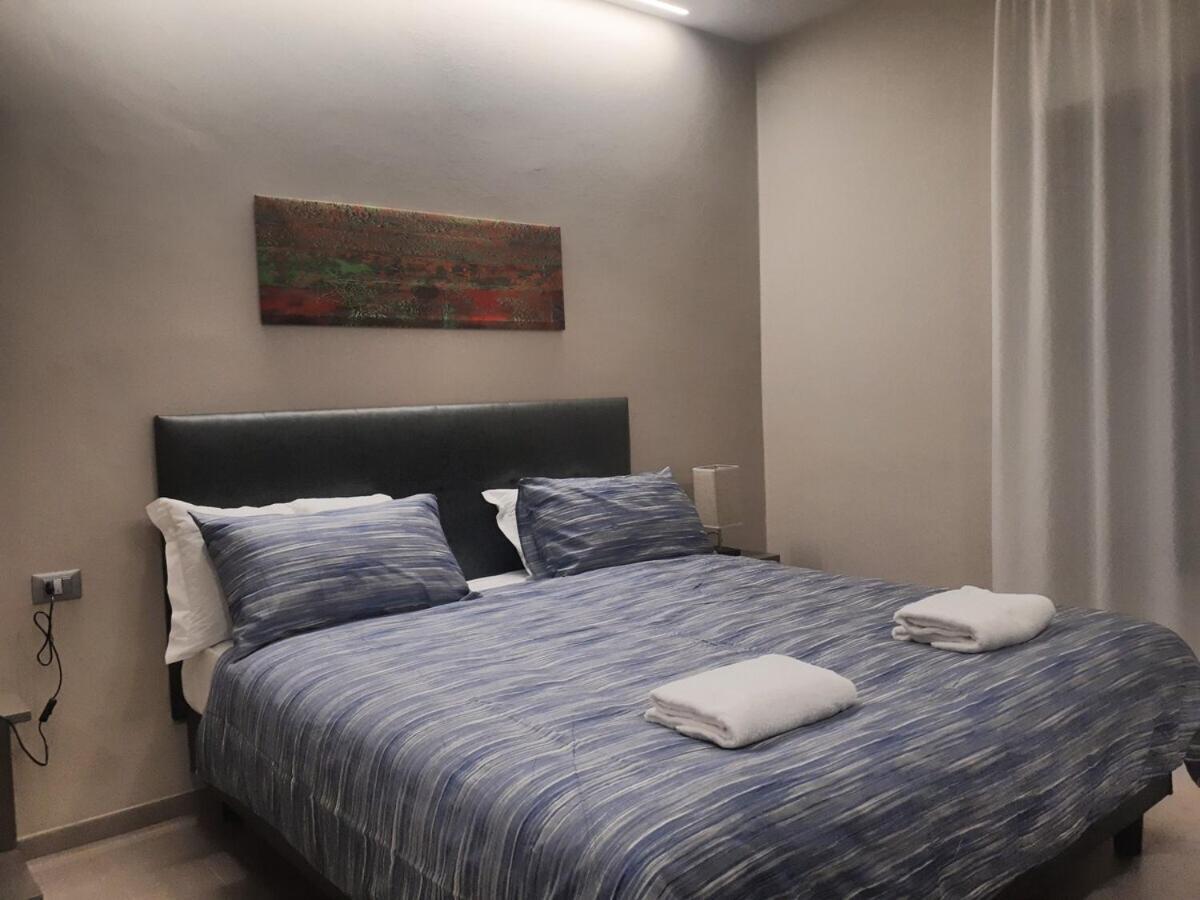 Smart Apartment Sei Chiese - Twa Bologna Szoba fotó